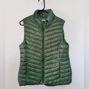 Old Navy Green Quilted Vest